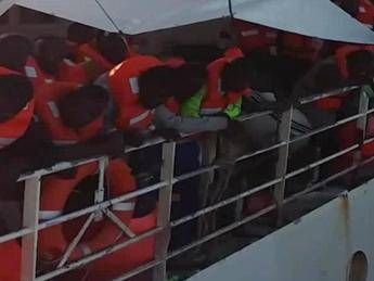 Migranti, portavoce Marina libica contro le Ong: Ci ostacolano Migranti, portavoce Marina libica contro le Ong: Ci ostacolano