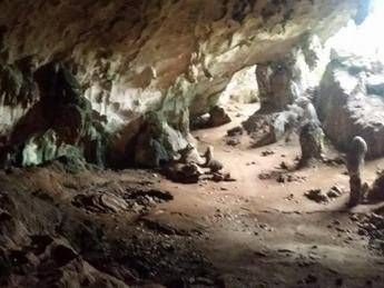 Scavi nel Borneo alla ricerca del patrimonio archeologico dell'umanità Scavi nel Borneo alla ricerca del patrimonio archeologico dell'umanità