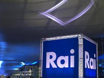 M5S: Rai segua esempio Bbc e pubblichi i compensi M5S: Rai segua esempio Bbc e pubblichi i compensi