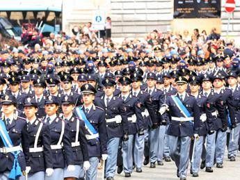 Concorso polizia, anomalie allo scritto: scatta la verifica Concorso polizia, anomalie allo scritto: scatta la verifica