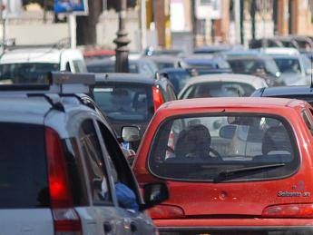 Automobilisti super tartassati dal fisco Automobilisti super tartassati dal fisco
