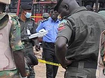 Matrimonio choc in Nigeria, 11 amiche della sposa muoiono in incidente Matrimonio choc in Nigeria, 11 amiche della sposa muoiono in incidente