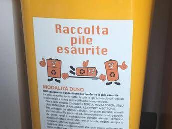 Maxi progetto di raccolta pile esauste nei Comuni a nord di Cuneo Maxi progetto di raccolta pile esauste nei Comuni a nord di Cuneo