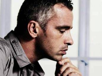 Esce 'Eros duets', i duetti di Ramazzotti da Tina Turner a Pavarotti Esce 'Eros duets', i duetti di Ramazzotti da Tina Turner a Pavarotti
