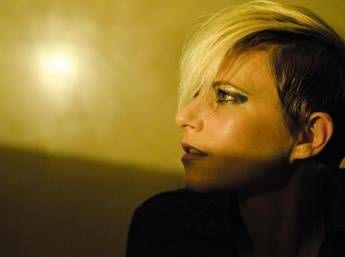 Jessica Casùla vince ‘Sanremo New Talent 2017’ e pubblica ‘Meglio sola' Jessica Casùla vince ‘Sanremo New Talent 2017’ e pubblica ‘Meglio sola'