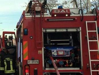Esplode bombola e crolla palazzina: due feriti, uno è grave Esplode bombola e crolla palazzina: due feriti, uno è grave