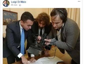 Di Maio mette in piazza il suo conto in banca Di Maio mette in piazza il suo conto in banca