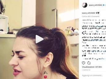 'Hallelujah' da brividi per la figlia di Kurt Cobain 'Hallelujah' da brividi per la figlia di Kurt Cobain