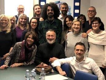 Caparezza firma con la Warner Chappell Caparezza firma con la Warner Chappell