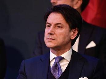 Conte, il prof col pallino della semplificazione Conte, il prof col pallino della semplificazione