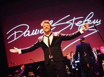 Torna Daniele Stefani per raccontare gli 'Italiani' Torna Daniele Stefani per raccontare gli 'Italiani'