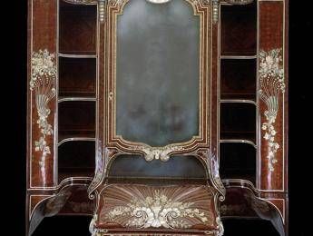 Scrivania da 2 milioni ritrovata dai Carabinieri Scrivania da 2 milioni ritrovata dai Carabinieri