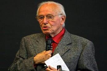 Morto il genetista Cavalli-Sforza Morto il genetista Cavalli-Sforza
