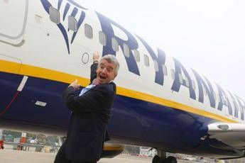 Vai nel Regno Unito? Ryanair 'ti regala' il ritorno (solo se compri oggi) Vai nel Regno Unito? Ryanair 'ti regala' il ritorno (solo se compri oggi)