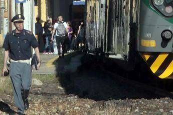 Attraversano i binari, travolti e uccisi 2 bambini Attraversano i binari, travolti e uccisi 2 bambini