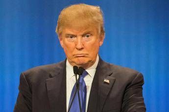 Trump: Bomba nucleare contro l'Is? Nessuna opzione è esclusa Trump: Bomba nucleare contro l'Is? Nessuna opzione è esclusa