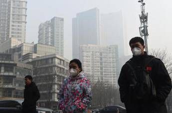 Lo smog avvolge Pechino, il video dell''apocalisse' /Guarda Lo smog avvolge Pechino, il video dell''apocalisse' /Guarda