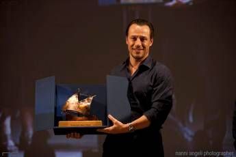 A Stefano Accorsi il Premio Gian Maria Volontè 2016 A Stefano Accorsi il Premio Gian Maria Volontè 2016