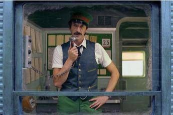 H&M, la campagna di Natale è firmata Wes Anderson /Video H&M, la campagna di Natale è firmata Wes Anderson /Video