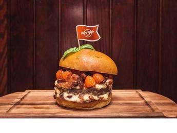 Crank it up! Terremoto: anche gli Hard Rock Cafe italiani per le regioni del centro Italia Crank it up! Terremoto: anche gli Hard Rock Cafe italiani per le regioni del centro Italia