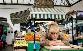 Giulia Ananìa: on air RomaBombay, incontro-scontro tra civiltà nel nuovo singolo Giulia Ananìa: on air RomaBombay, incontro-scontro tra civiltà nel nuovo singolo