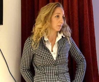 M5S Palermo perde un altro candidato sindaco, si ritira a sorpresa Giulia Argiroffi M5S Palermo perde un altro candidato sindaco, si ritira a sorpresa Giulia Argiroffi