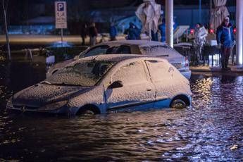 Tempesta Axel flagella il Nord Europa Tempesta Axel flagella il Nord Europa