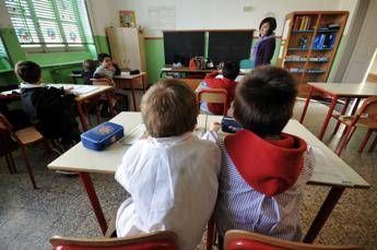 La lezione del baby-robot. Come lui i bimbi imparano nuove parole associando La lezione del baby-robot. Come lui i bimbi imparano nuove parole associando