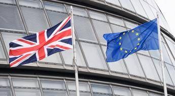 Le borse europee scommettono su 'no' a Brexit, Milano +3,71% Le borse europee scommettono su 'no' a Brexit, Milano +3,71%