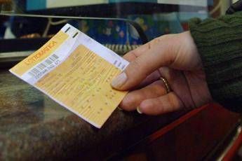 Bollo auto dopo passaggio di proprietà, ecco come non pagarlo Bollo auto dopo passaggio di proprietà, ecco come non pagarlo
