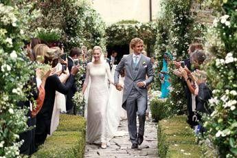 Borromeo-Casiraghi dicono 'sì', abito Armani per la sposa Borromeo-Casiraghi dicono 'sì', abito Armani per la sposa