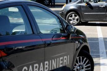Roma, con il cane viene allontanata da chiesa: blitz animalisti e messa interrotta Roma, con il cane viene allontanata da chiesa: blitz animalisti e messa interrotta