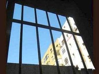 Uccise i genitori della fidanzata ad Ancona, tenta il suicidio in carcere Uccise i genitori della fidanzata ad Ancona, tenta il suicidio in carcere