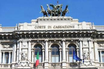 Invalido dopo vaccino anti-polio, per Cassazione deve essere risarcito Invalido dopo vaccino anti-polio, per Cassazione deve essere risarcito