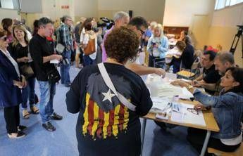 Catalogna, l'Ue si smarca ancora: E' questione interna Catalogna, l'Ue si smarca ancora: E' questione interna
