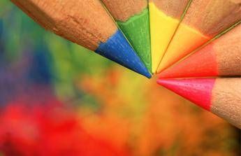 Turchese per l'ansia e viola contro gli attacchi di panico, il colore che cura Turchese per l'ansia e viola contro gli attacchi di panico, il colore che cura
