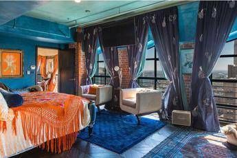Johnny Depp vende i suoi attici nel centro di Los Angeles Johnny Depp vende i suoi attici nel centro di Los Angeles