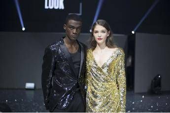 Segni particolari? Bellissimi. Jana e Davidson, ecco chi sono i modelli del futuro Segni particolari? Bellissimi. Jana e Davidson, ecco chi sono i modelli del futuro