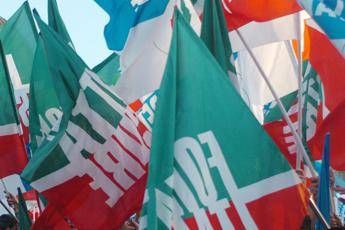 Forza Italia si riorganizza, ad Assago parte rinascita in stile '94 Forza Italia si riorganizza, ad Assago parte rinascita in stile '94