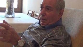 Azerbaigian, Aylisli: perseguito per aver voluto avvicinare armeni e azeri Azerbaigian, Aylisli: perseguito per aver voluto avvicinare armeni e azeri