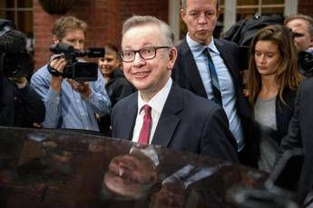Gb, Gove candidato premier: Stop alla libera circolazione Gb, Gove candidato premier: Stop alla libera circolazione