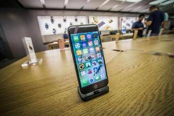Il mistero dello strano sibilo dell'iPhone 7 /Ascolta Il mistero dello strano sibilo dell'iPhone 7 /Ascolta