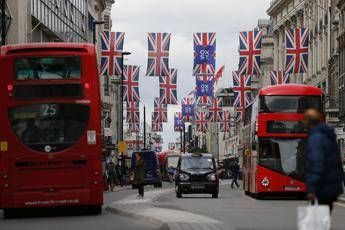Effetto Brexit, nel Regno Unito boom di cittadini immigrati da Ue Effetto Brexit, nel Regno Unito boom di cittadini immigrati da Ue