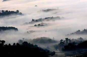 http://www.adnkronos.com/rf/image_size_400x300/Pub/AdnKronos/Assets/Immagini/nebbia.jpg