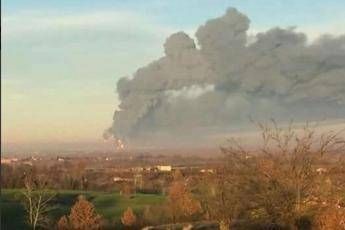 Eni refinery explodes in northern Italy Eni refinery explodes in northern Italy