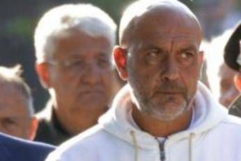 Pirozzi: Sms da 2 euro mai arrivati ad Amatrice Pirozzi: Sms da 2 euro mai arrivati ad Amatrice