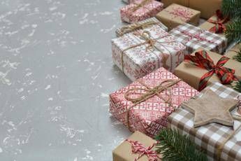 Menu, shopping e regali: ecco l'ecodecalogo delle feste Menu, shopping e regali: ecco l'ecodecalogo delle feste