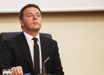 Referendum, Renzi: Io Duce? Casa Pound non è d'accordo... Referendum, Renzi: Io Duce? Casa Pound non è d'accordo...