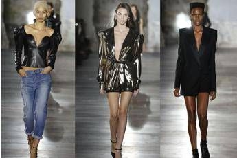 Jeans, spalline XL e lamé, da Saint Laurent è Vaccarello show Jeans, spalline XL e lamé, da Saint Laurent è Vaccarello show