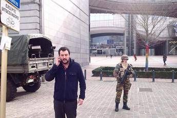 Salvini a Bruxelles: Sto bene ma le preghiere non bastano più Salvini a Bruxelles: Sto bene ma le preghiere non bastano più